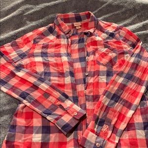 Women’s long sleeve flannel